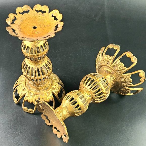 Vintage Brass Ornate Beautiful Candle Holders - Made in Japan - Pair - Picture 4 of 12